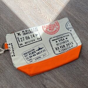 Anthropologie Cream Canvas Travel Pouch with Bright Orange Base Shorebags